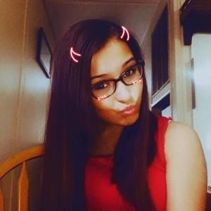 Meet your Posher, Destinee